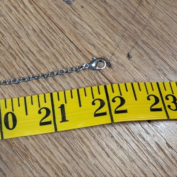 Pink Mustache Necklace โ Quirky Chic Statement Accessory ๐ - Picture 5 of 6